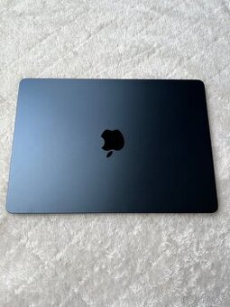 MacBook Air M2 (2022), CZ klávesnice, 8/256 GB + Magic Mouse