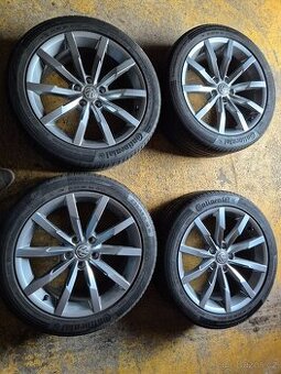 5x112 vw monterey 235/45 R18