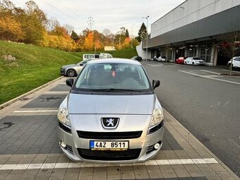 Peugeot 5008 1.6HDI, 5 míst,Rok:2011,Automat,Slušný stav