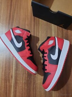 Air Jordan 1 Mid (GS), v. Eur 38, NOVÉ