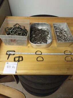 Sedlarske přezky a pulkrouzky