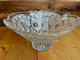 broušená mísa 25 cm