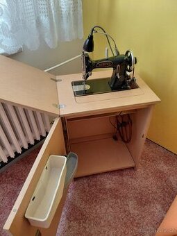 Šicí stroj Veritas