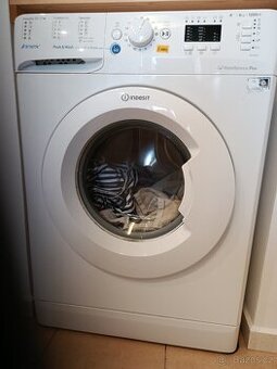 Prodám pračku Indesit Innex.