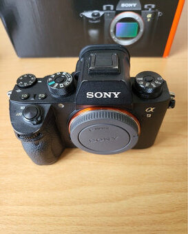 Sony A9