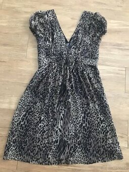 Dámské vzorované šaty Lipsy London