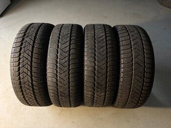 Zimní pneu Pirelli 215/60R16 - možnost přezutí