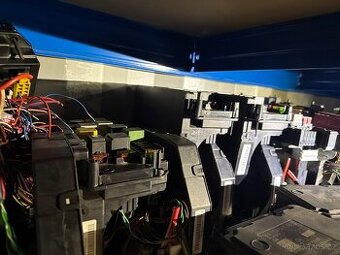 SAMové jednotky Mercedes-Benz C Class / E Class / CLS