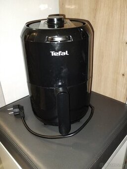 Horkovzdušná fritéza