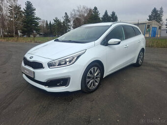 Kia Ceed 1.6CRDi 100kW,digi klima,tažné zařízení