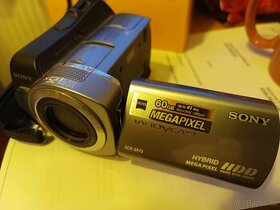 Videokamera Sony DCR-SR75 60gb a 25 optickým zoomem