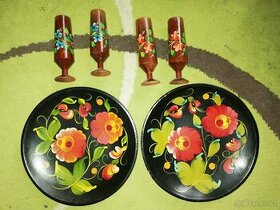 Dřevěné malované talíře a pohárky - 1