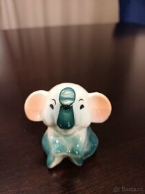 Starožitný sloník z porcelánu