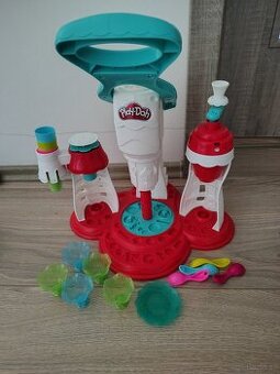 Play doh výroba zmrzliny (zmrzlinovač)
