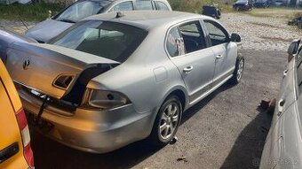 Prodám veškeré náhradní díly z Škoda Superb 2 ,r.v.2008,
