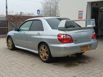 subaru impreza wrx sti originalni kridlo GD 2000-2007