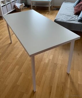 Bílý stůl 150x75 cm