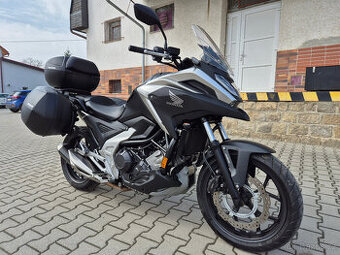 Prodám Honda NC750X , r. v. 2022, ABS, TC, ČR, 12166km - 1