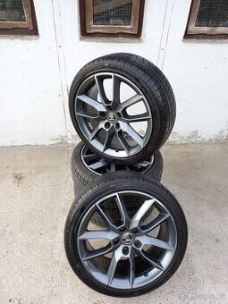 Originál alu kola skoda octavia lll rs