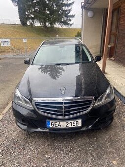 Prodám Mercedes Benz E200 2.0 - 100kw ,w212,rok 2013,