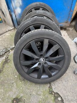 Alu kola SKODA CRYSTAL 205/50 r17 continental zimni