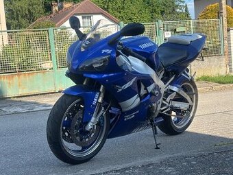 Yamaha R1 1999
