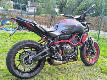 yamaha mt07