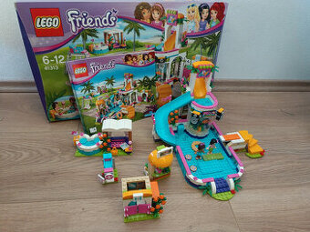 LEGO Friends 41313 Letní bazén v městečku Heartlake