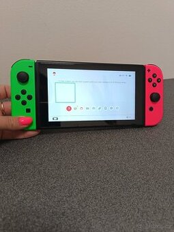 Nintendo Switch + nabíječka