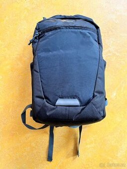 Fotobatoh Lowepro BP 150 AW II, perfektní stav