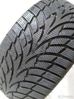 ❄️225/40 R18 Nankang Zimní pneumatiky