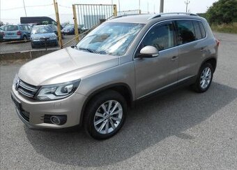 Volkswagen Tiguan 2,0 TDI 103 kW 4 x 4 Serviska nafta