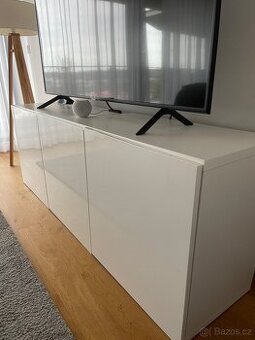 Skříňka IKEA BESTÅ bílá