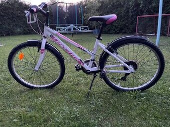 Divci jizdni kolo