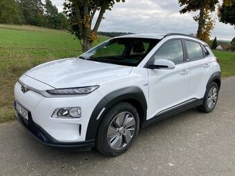 HYUNDAI KONA STYLE 64 kWh ROK 2020 SOH 100%