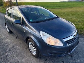 Opel Corsa D 1.2 59Kw RV. 2008 - NOVÁ STK