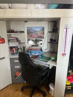 Dětská patrová postel