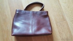 Nová krásná hnědá kožená kabelka