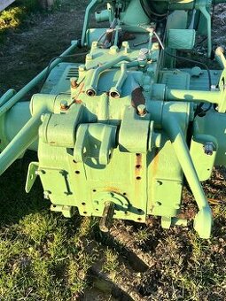 zadek s prevodovkou na zetor 2011