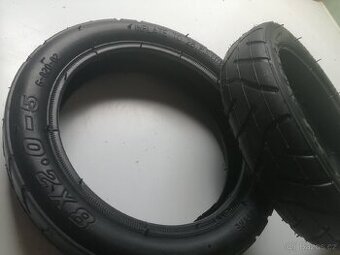 Pneumatika, plast 8x2 britax smile přední kola