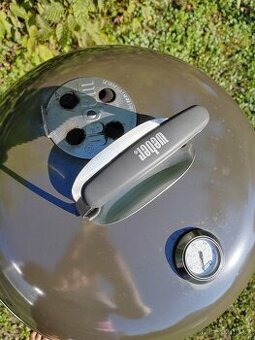 WEBER Gril na dřevo a uhlí Classic Kettle