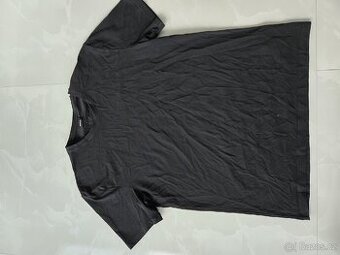 Hugo Boss 54 cm přes hrudník - 1