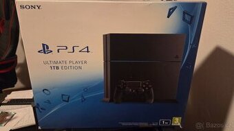 Playstation 4 s ovladači a hrami