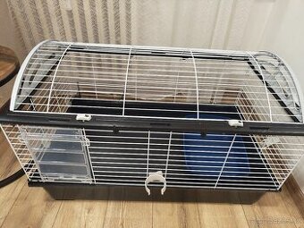 Klec, přepravka a příslušenství pro králíka