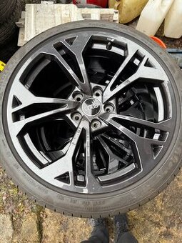 Alu kola original AUDI RS R18