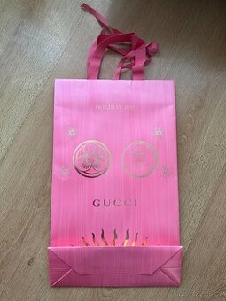 Papírové tašky značky GUCCI