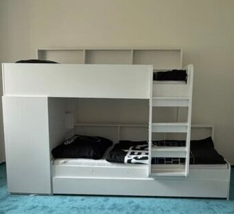 Multifunkční postel