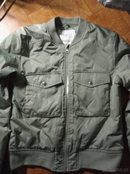 Krásná jarní bunda