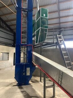 Zrnová norie NZ-20 (elevátor) – dopravník obilí