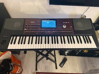Korg pa 700